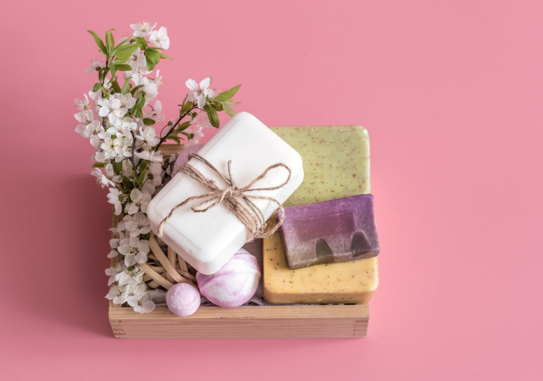 🎁 6 Presentes que todo mundo finge que gostou, mas ninguém usa (e como evitar isso!)